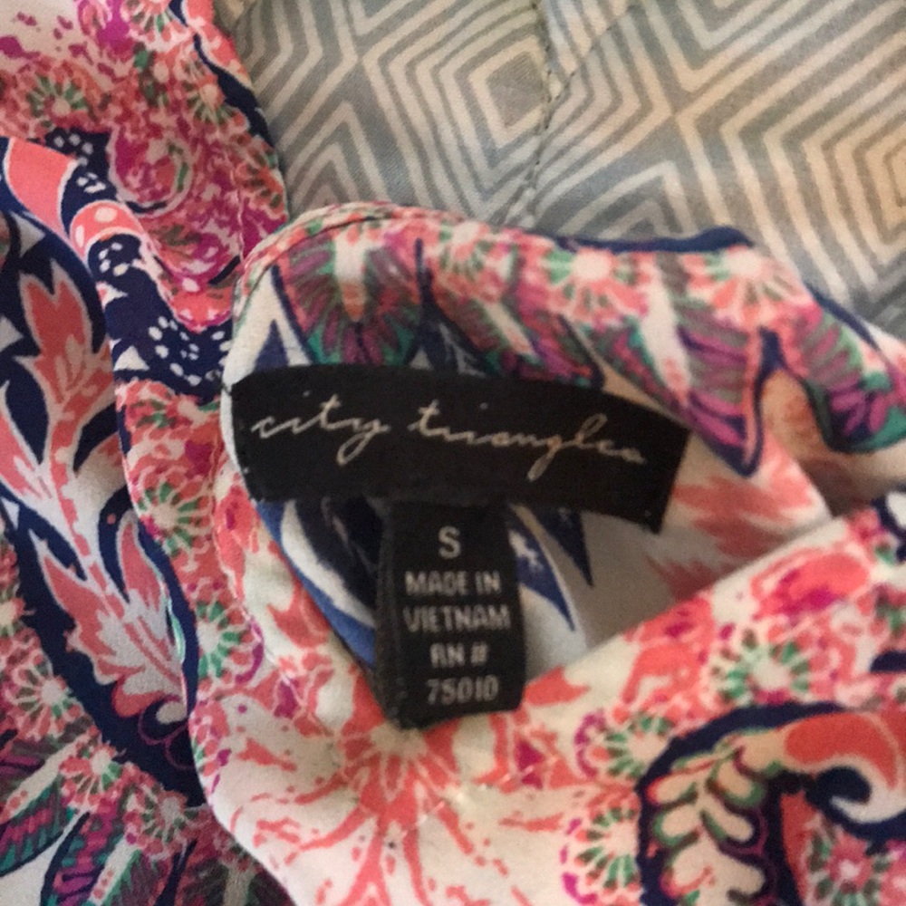 Romper - Picture 3 of 3